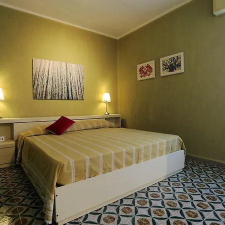 Maison Giuliana *
